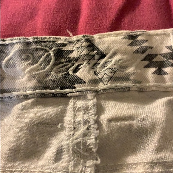 Jeans - Picture 2 of 3